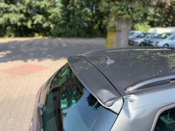Volkswagen Golf - 10