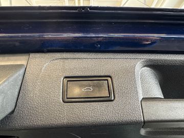 Volkswagen Highline  *4Motion*Pano*Led*Kamera*Massage*