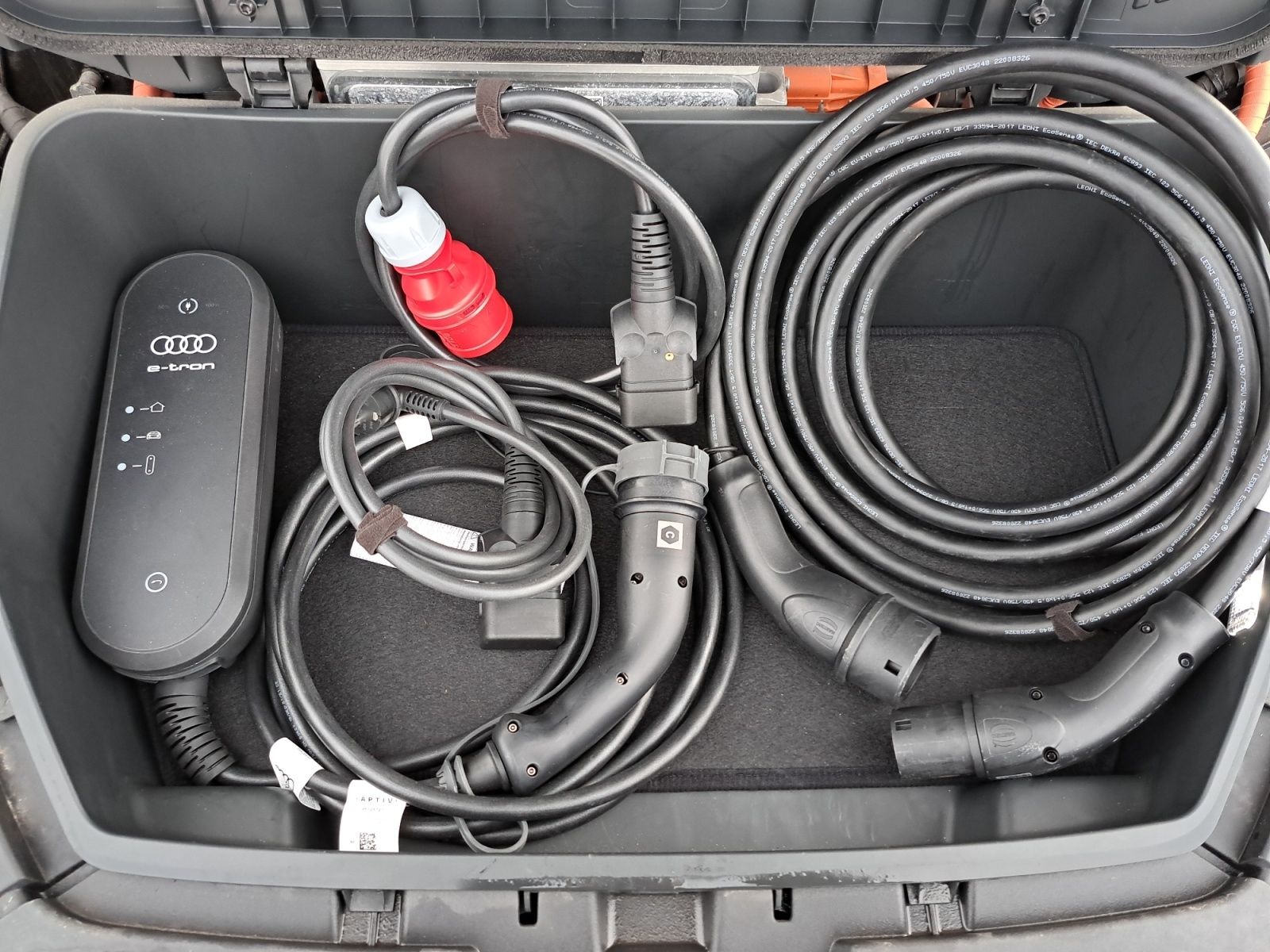 Audi e-tron - Bild 23