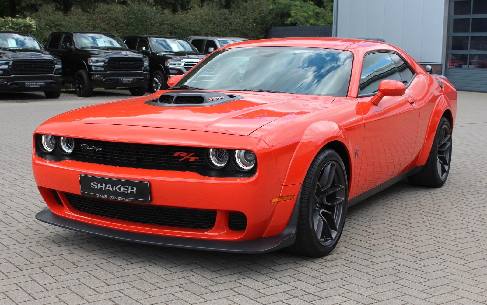Dodge CHALLENGER 6,4 ScatPack Widebody - SHAKER - 1.Hd