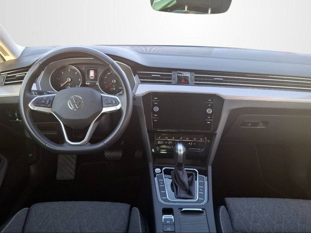 PASSAT VARIANT 2.0 TDI DSG BUSINESS LED+NAVI+ACC