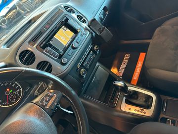 Volkswagen Tiguan Sport & Style 4Motion *BiXenon*Navi*AHK*