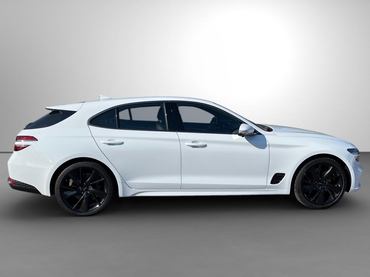 Genesis G70 Shooting Brake 2.2 D Sport RWD Sitzklima LED
