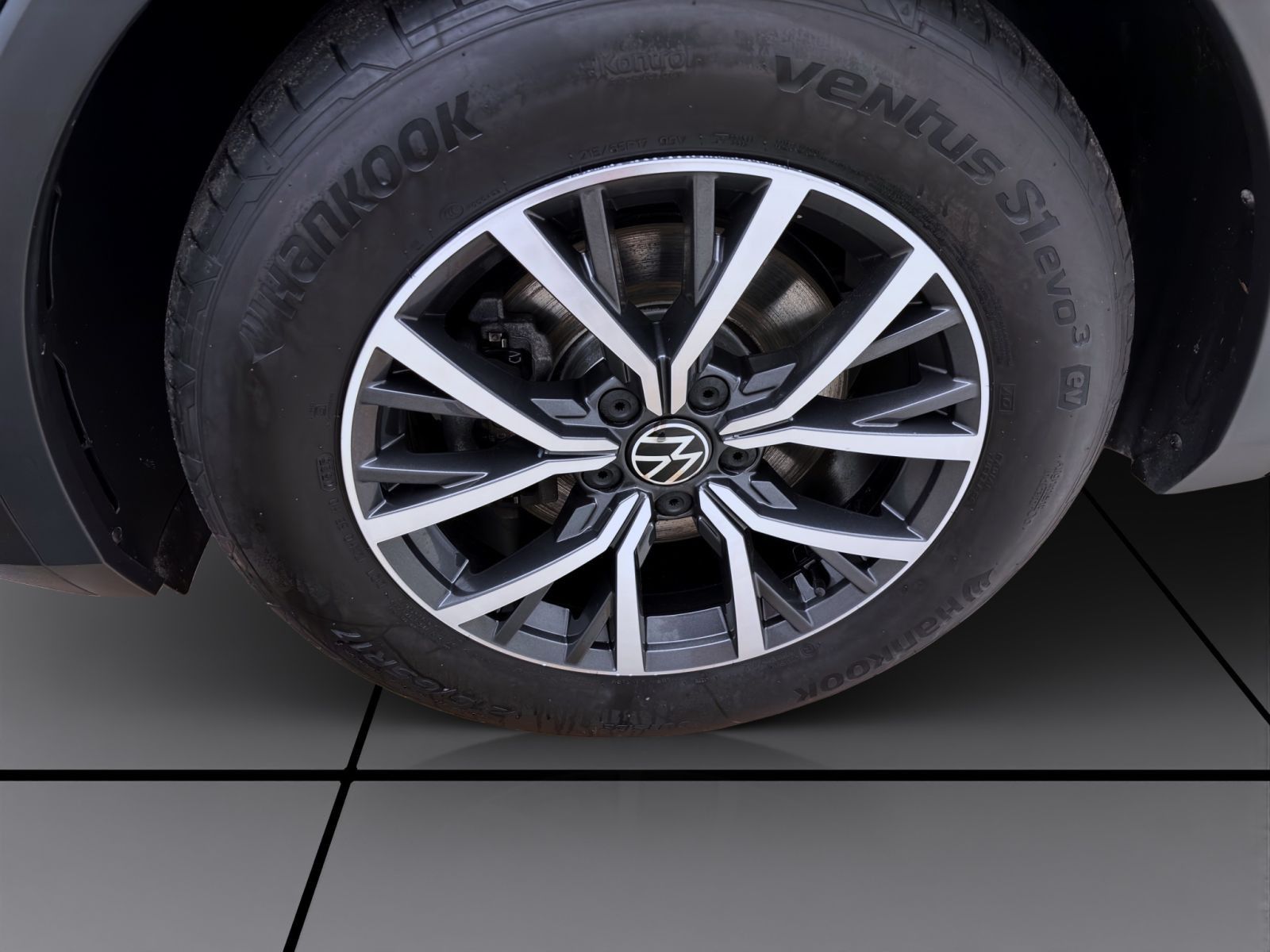 Volkswagen Tiguan - Bild 9