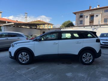 Peugeot 5008 - 5