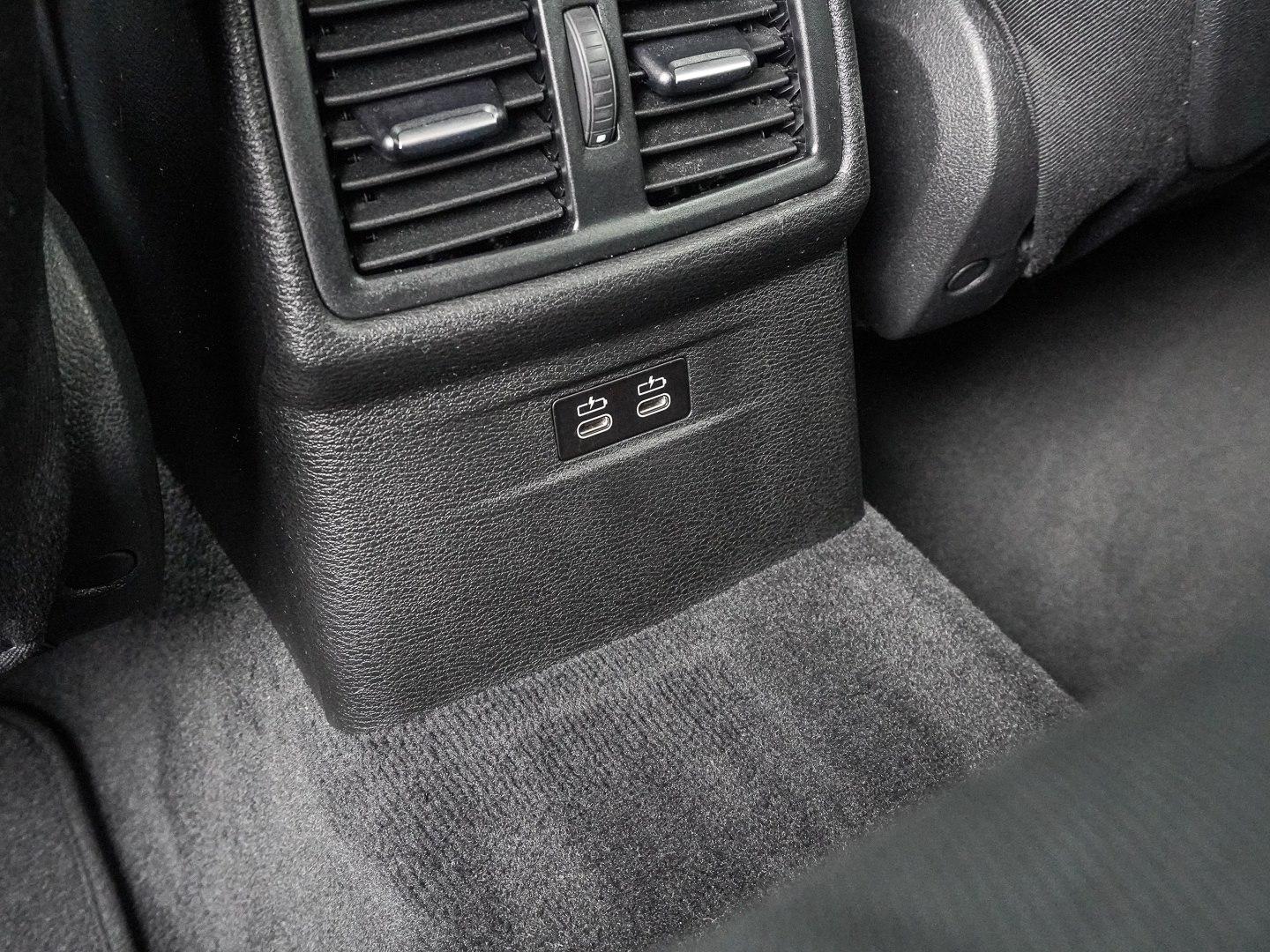 BMW X1 sDrive20i AHK RFK NAVI LED Sound Syst. DAB, миниатюра 19