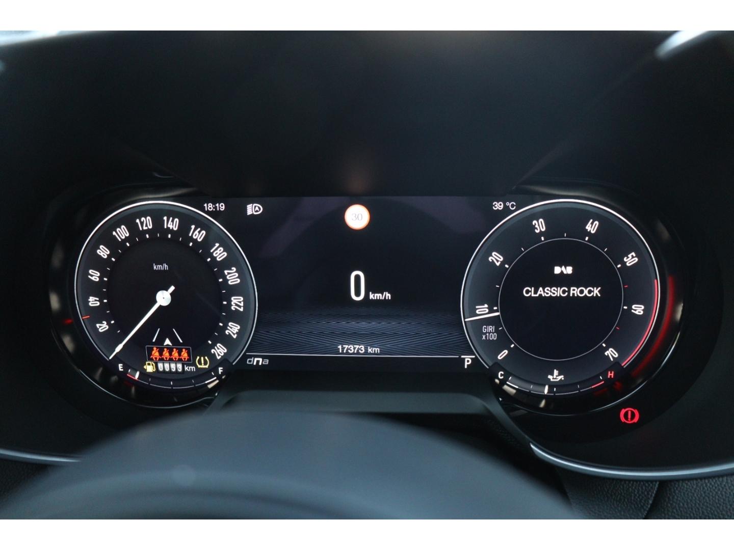 Alfa Romeo Giulia VELOCE 2.0 TURBO 16V 280 PS AT TECHNOLOGI, миниатюра 18