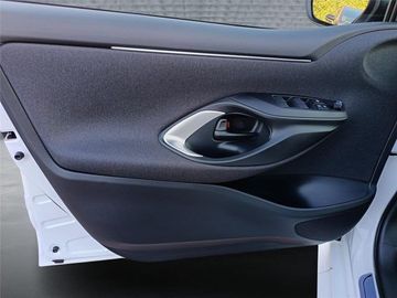 Toyota Yaris - 9