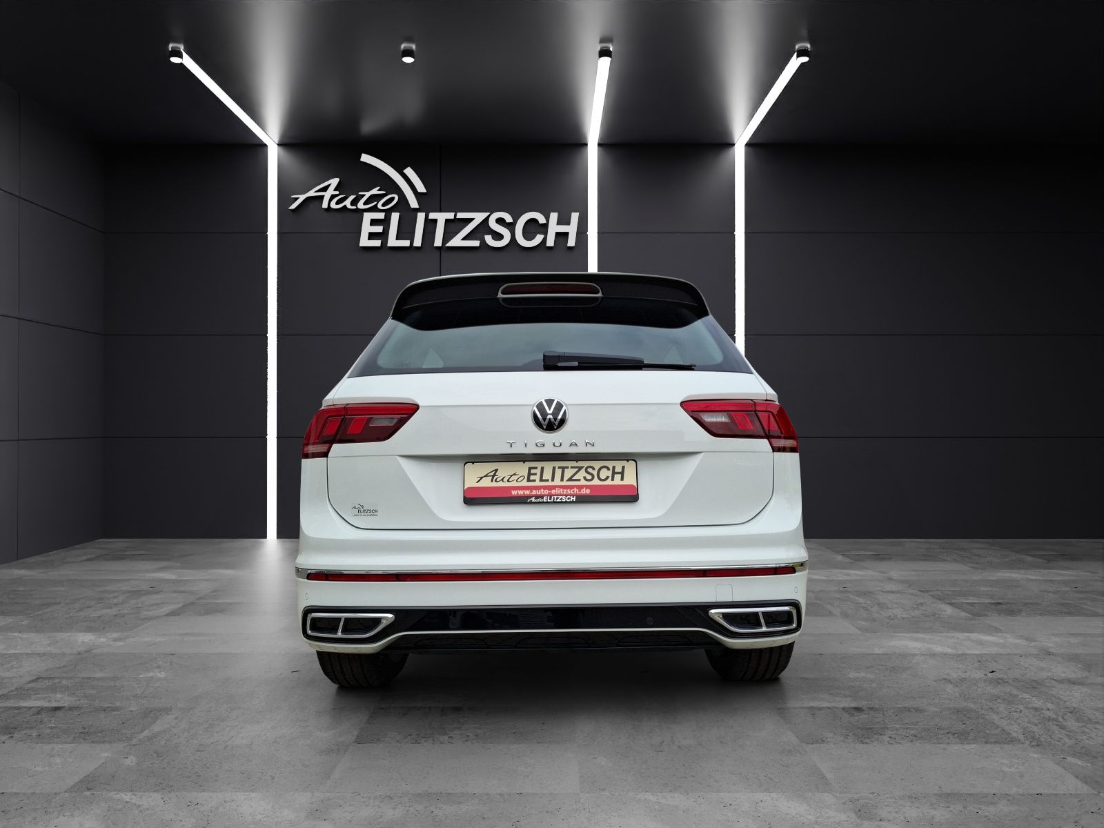 Fahrzeugabbildung Volkswagen Tiguan R-Line TSI DSG LED ACC SH LRHzg 19" AID P