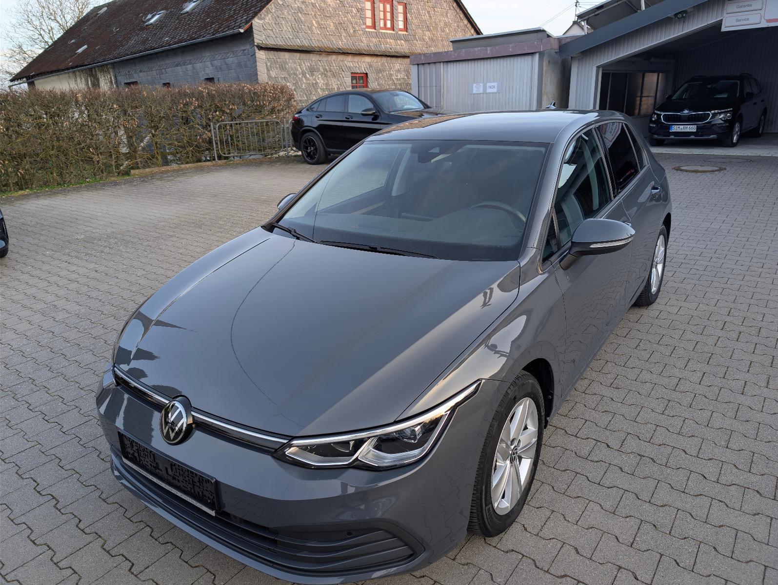 Volkswagen Golf VIII Lim. Life 1.5 TSI