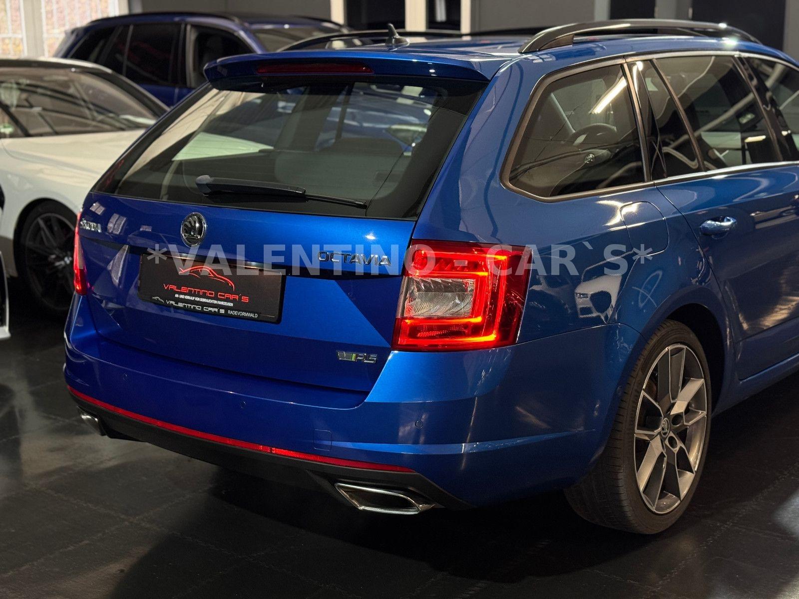 Skoda Octavia Combi RS DSG/Pano/Navi/PDC/Shz/Canton