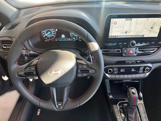 Fahrzeugabbildung Hyundai i30 N Line Mild-Hybrid+Sitz-Paket+Panormadach