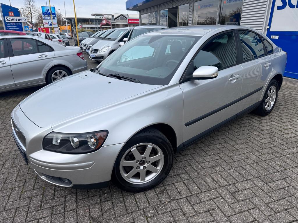 Volvo S40
