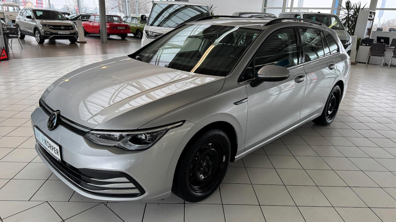 Volkswagen Golf VIII Variant Style 1.5 TSI