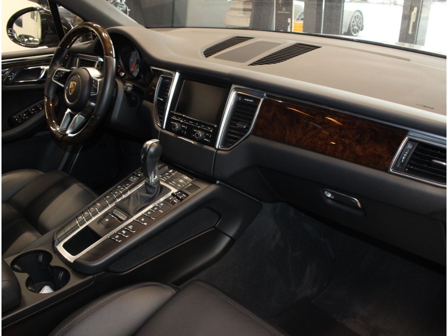 Fahrzeugabbildung Porsche Macan S Diesel Sport Design 1. Hand*Pano*Bose