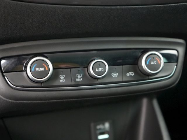 Crossland X ULTIMATE+NAVI+HEAD UP+SITZ-/LENKRADH