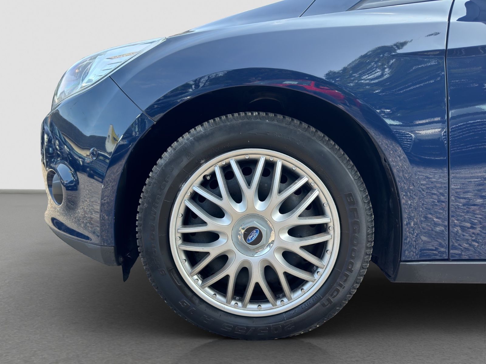 Fahrzeugabbildung Ford Focus Turnier Sync Edition/Klima./PDC/Navi