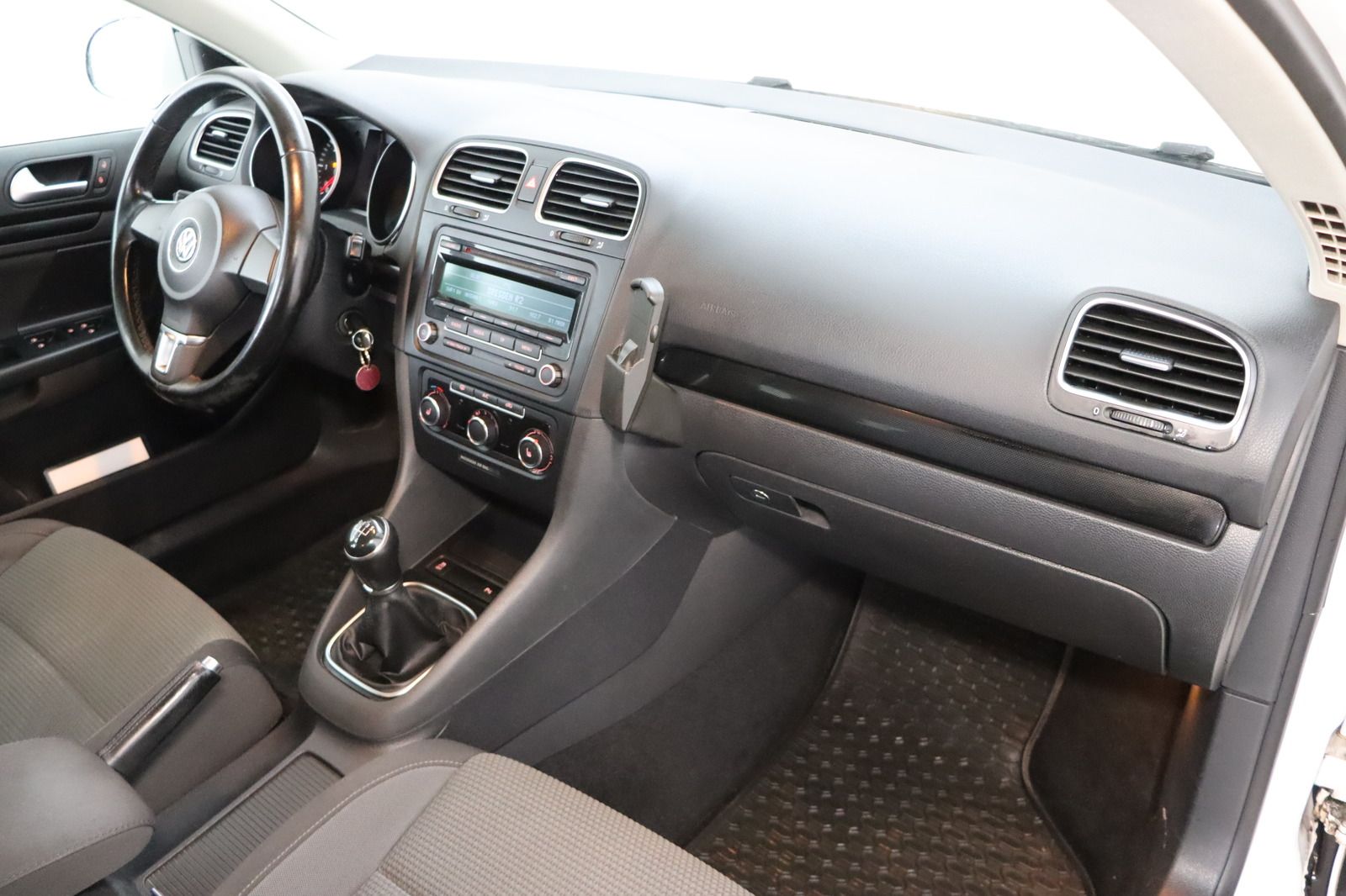 Fahrzeugabbildung Volkswagen Golf 1.6 TDI BMotion Tech Comfortline Variant