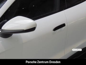 صورة مصغرة 17 لـ 2025 Porsche TAYCAN
