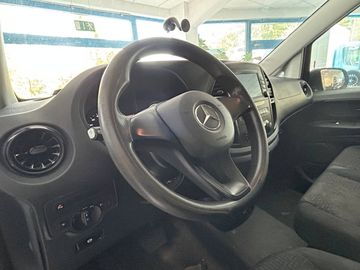 Mercedes eVito - 8