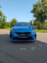 Kia Proceed GT Vollausstattung PANO / AHK / Garantie - Kia pro cee'd / ProCeed: Privatanbieter