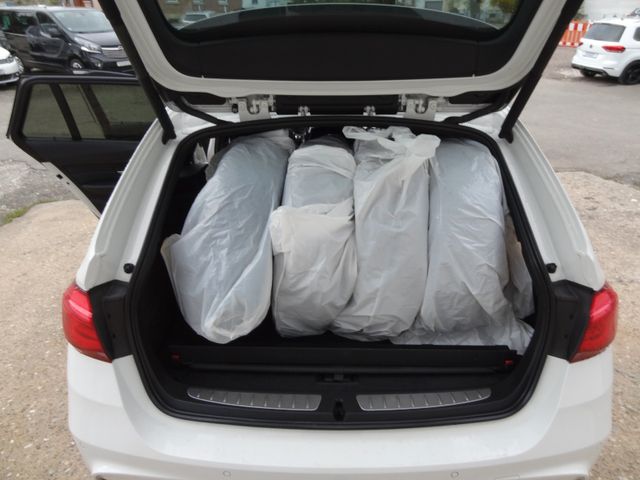Fahrzeugabbildung BMW 320i xDrive M Sport Shadow/184PS/Navi/Leder/AHK/
