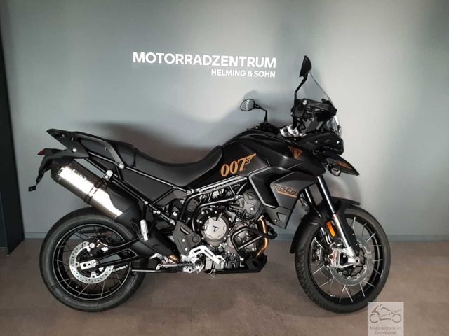 Triumph Tiger 900 Bond Edition