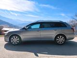 Toyota Avensis 2.2 Kombi - Toyota Avensis aus 2007 mit Diesel-Antrieb
