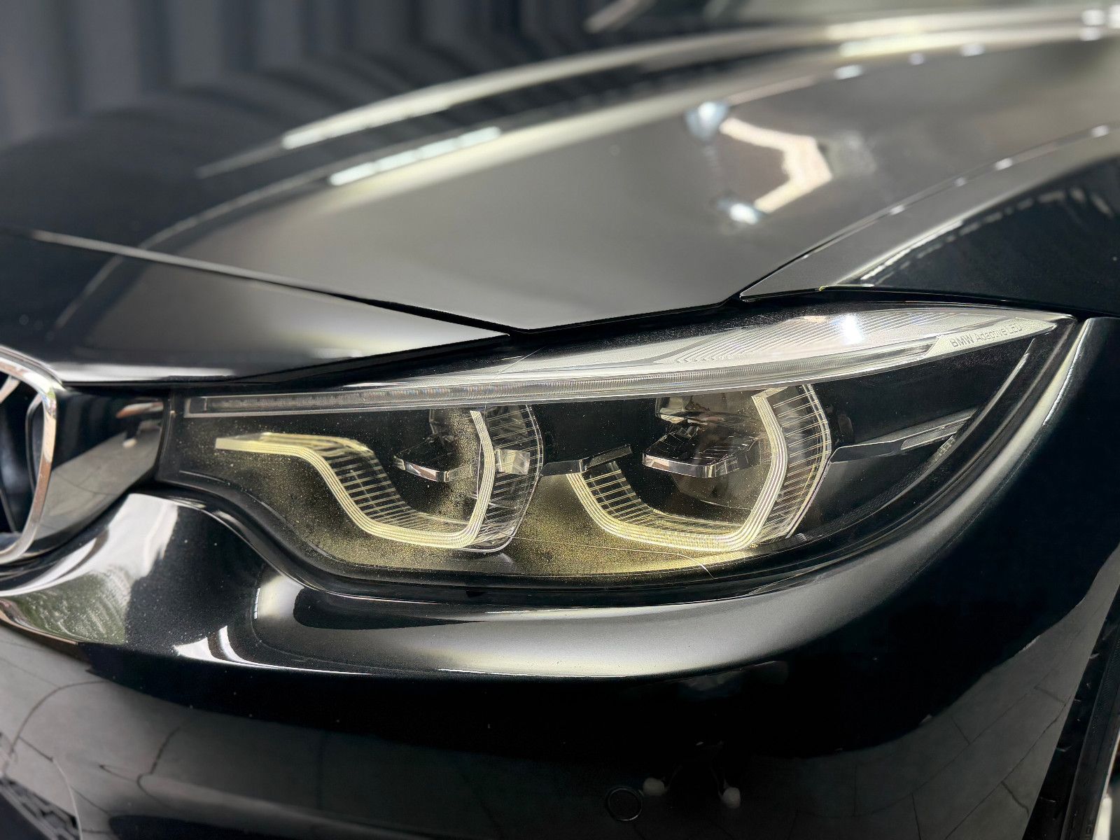 Fahrzeugabbildung BMW 440i Coupe M Sport|LCI|GLASDACH|SHADOWLINE