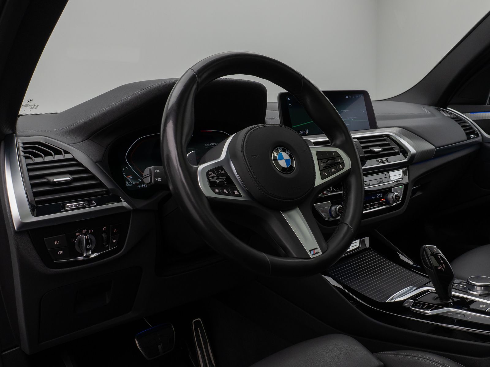 Fahrzeugabbildung BMW X3 M40d Panorama 360°HUD DAB HiFi AHK Komfort