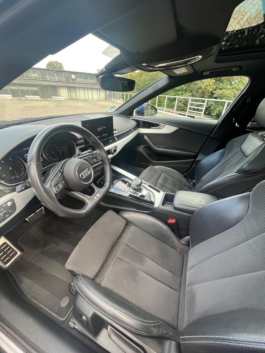 Audi A4 30 TDI S tronic 2x S-Line Blackedition Avant 