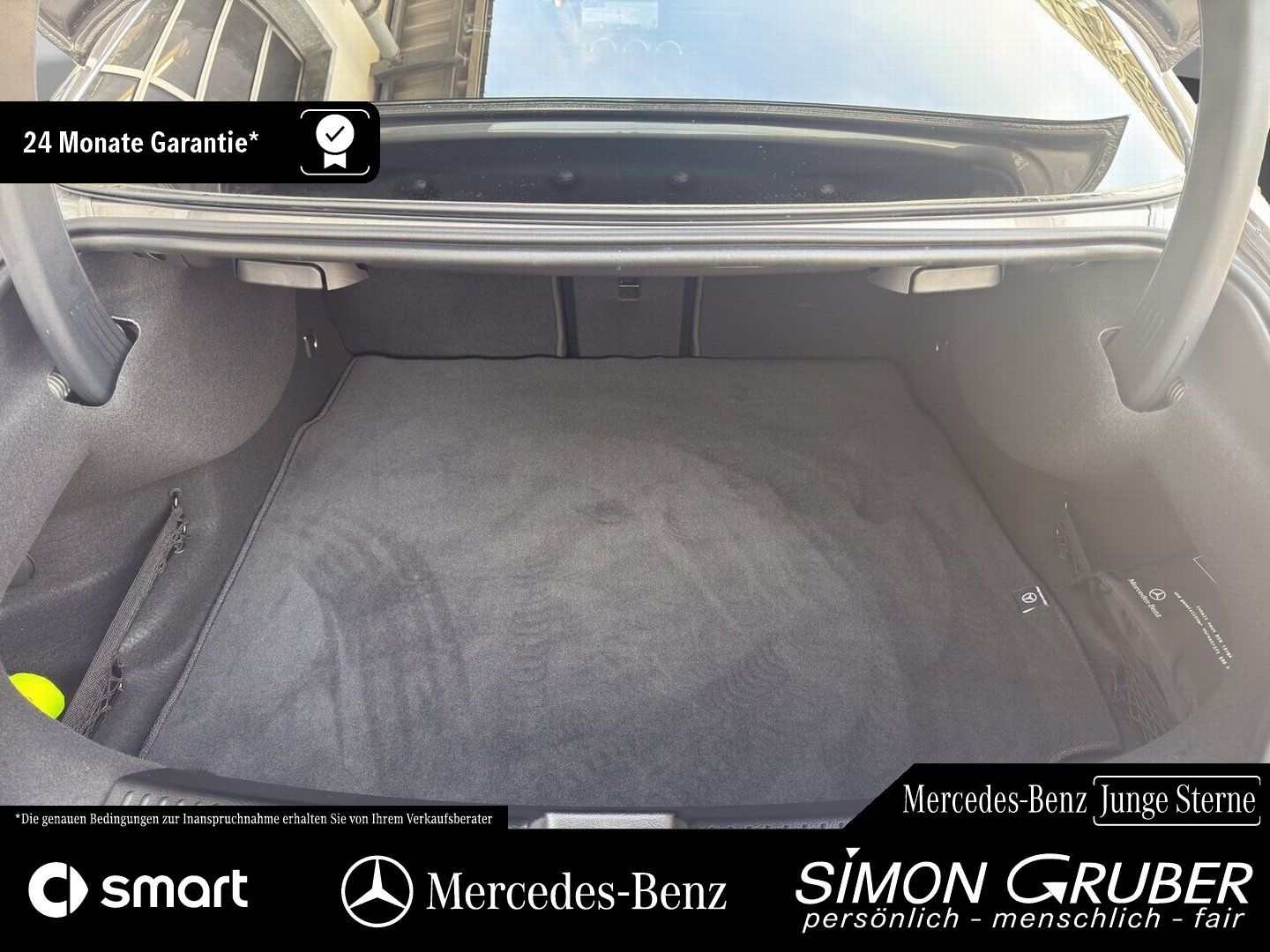 Fahrzeugabbildung Mercedes-Benz CLA 250 4M Coupé AMG Night Ambi Pano 360 Distron