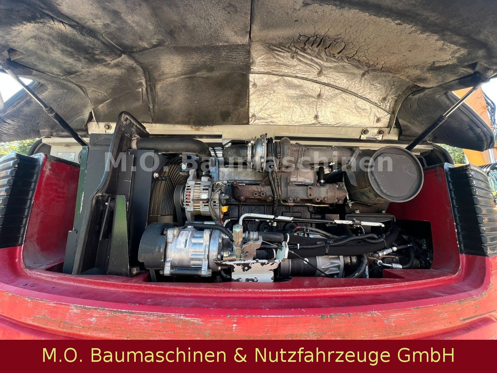 Fahrzeugabbildung Takeuchi TB 175 W / SW / Hammeleitung /