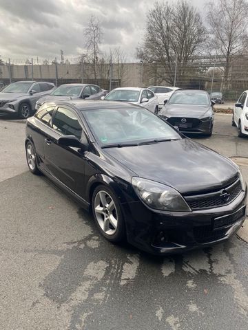 Opel Astra H OPC