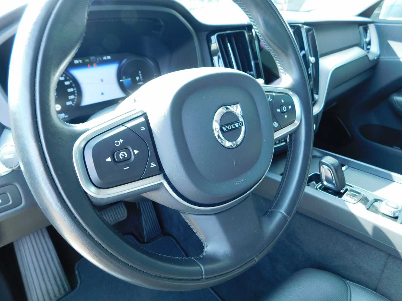 Fahrzeugabbildung Volvo XC60 T6 AWD Recharge Inscription Expression