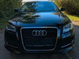 Audi A3 1,6 TDI Kombi-Sportback - Audi A3 aus 2012 mit Diesel-Antrieb: Kombi