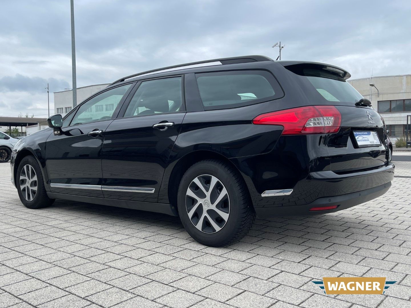 Fahrzeugabbildung Citroën C5 Tourer 1.6 HDi 115 FAP Automatik Navi