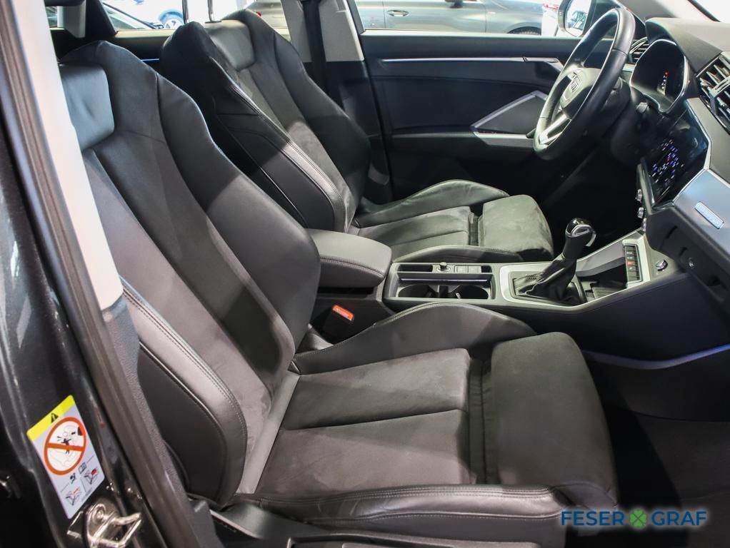 Audi Q3 40 TDI qu. S line Ext. AHK Matrix Navi RüKa foto 4