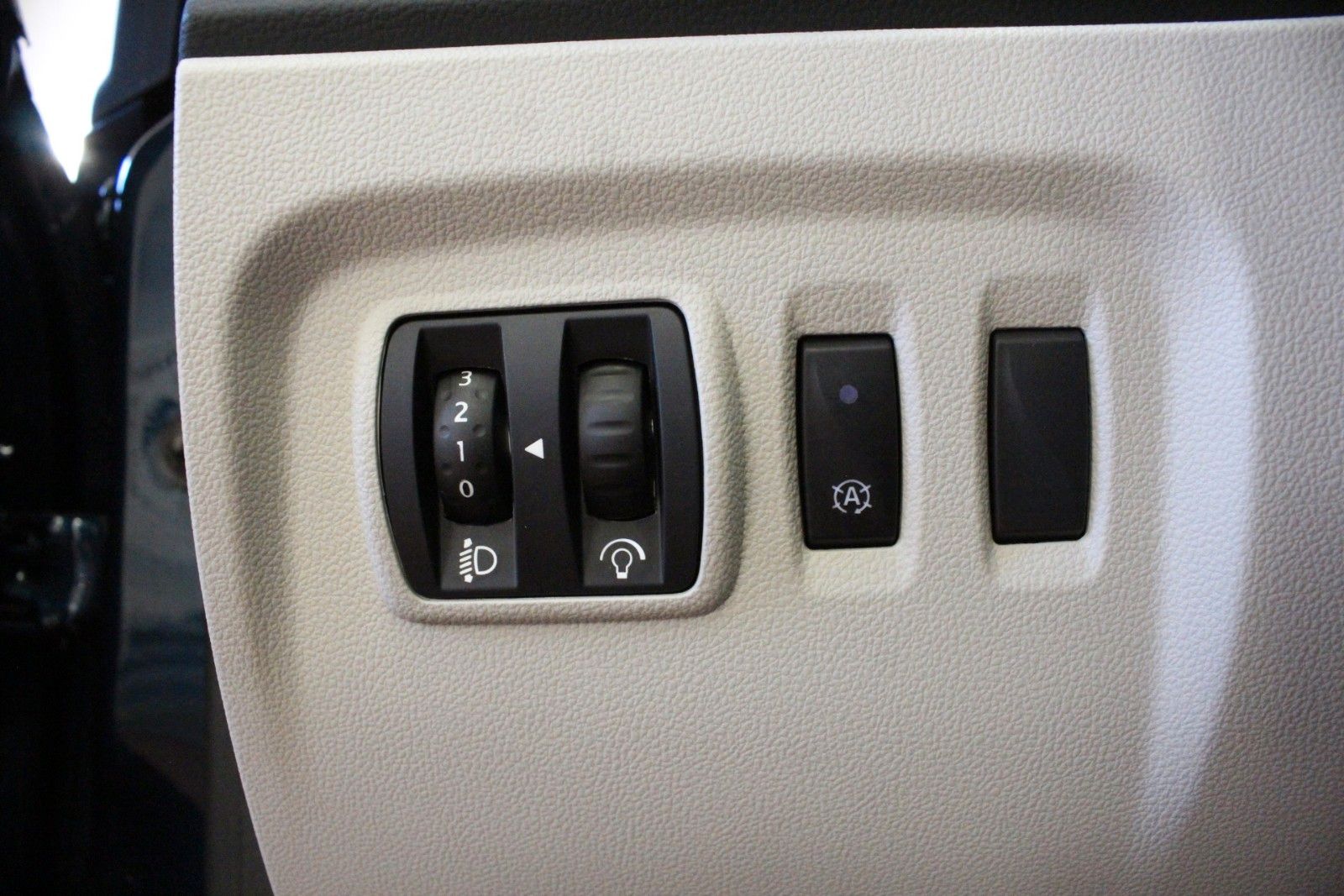 Fahrzeugabbildung Renault Captur TCe 90 Experience *Navigation*
