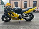 Honda CBR 600 F | 1999 - HONDA 1999 CBR 600