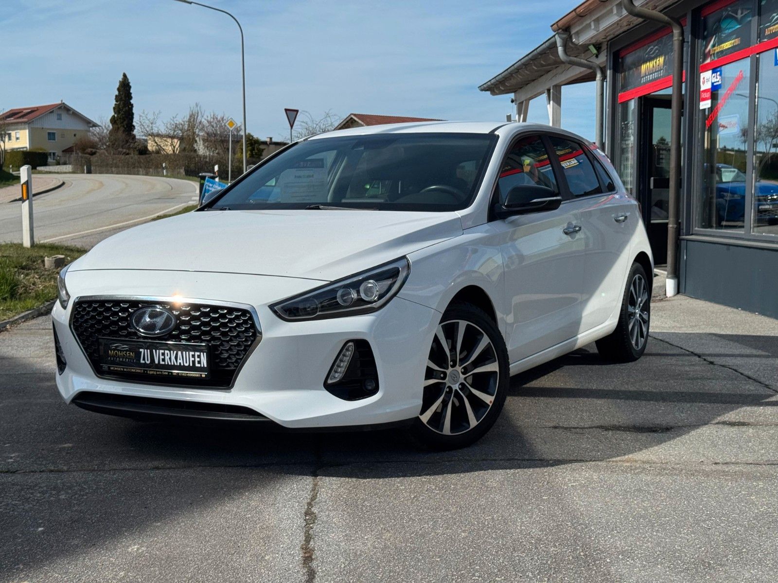 HYUNDAI i30