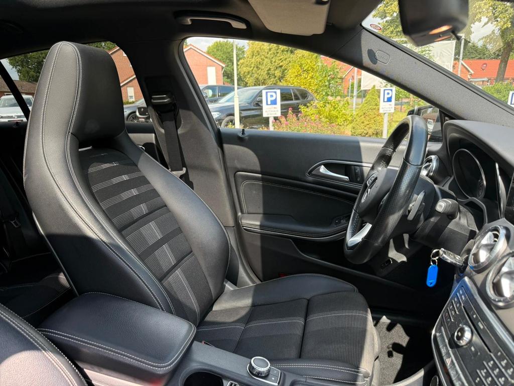 Mercedes-Benz CLA 220