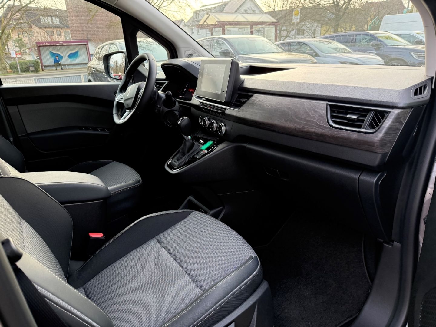 Fahrzeugabbildung Renault Kangoo III Techno Navi LED ACC Apple CarPlay And