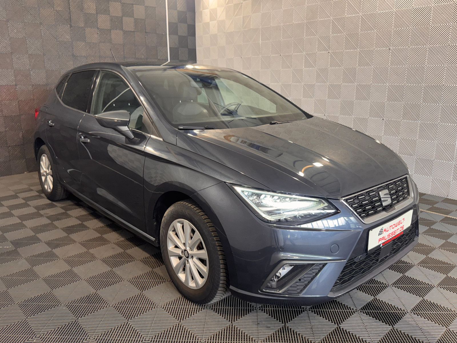 Gebrauchtwagen Seat Ibiza Ibiza*XCELLENCE*TEMPO-R.KAM-APPLE-LED-KLIMA-LM in Horb am Neckar