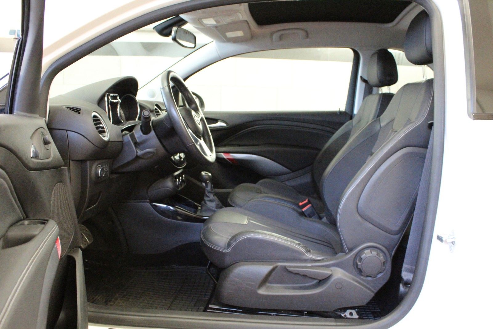 Fahrzeugabbildung Opel Adam ROCKS 1.4 Turbo* Faltdach *Winterpaket*
