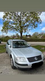 Volkswagen Passat Variant 1.6 3GB TÜV NEU - Volkswagen Passat Variant aus 2001