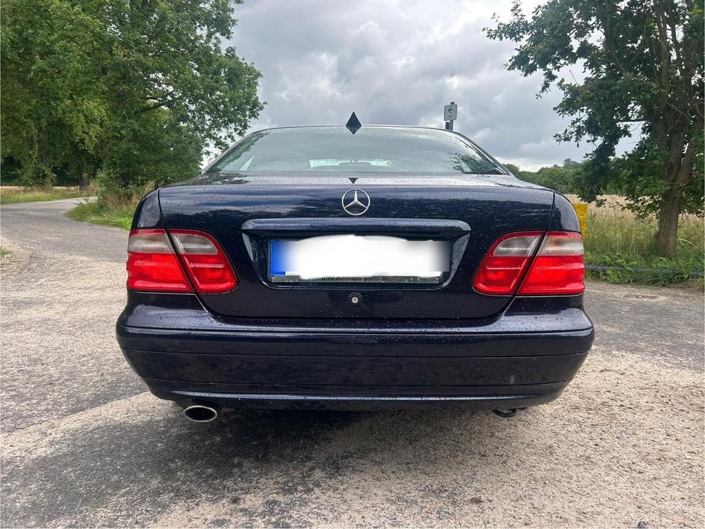 Mercedes-Benz CLK 200