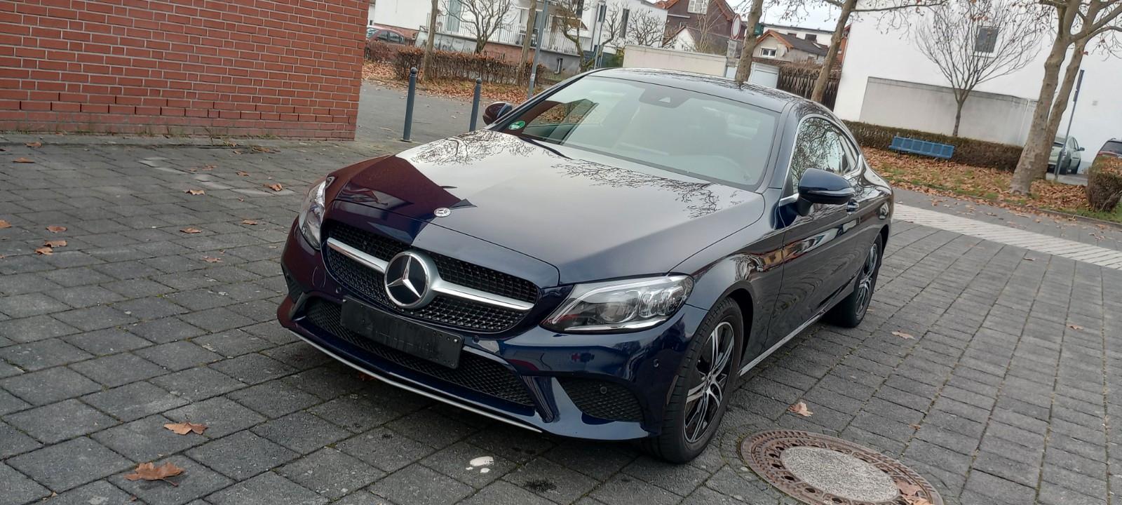 Mercedes-Benz C 200 Coupe AutoLederNavi RückfStandh Scheckheft