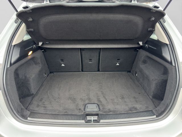 Fahrzeugabbildung Mercedes-Benz B 180 Automatik+Navi+Spurass.+Tempomat+Sitzhzg