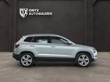 Skoda Karoq Style/ ACC/AHK/Virtual/Aut./Alcantara - Skoda Karoq in Wiesbaden